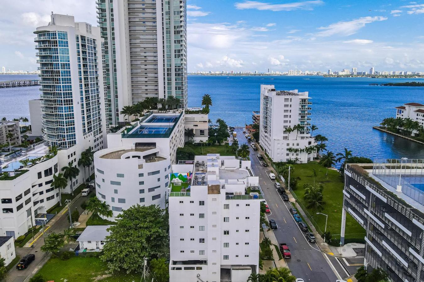 Subtle 2 Bed In Edgewater Near Downtown With Free Parking Apartment Miami Ngoại thất bức ảnh