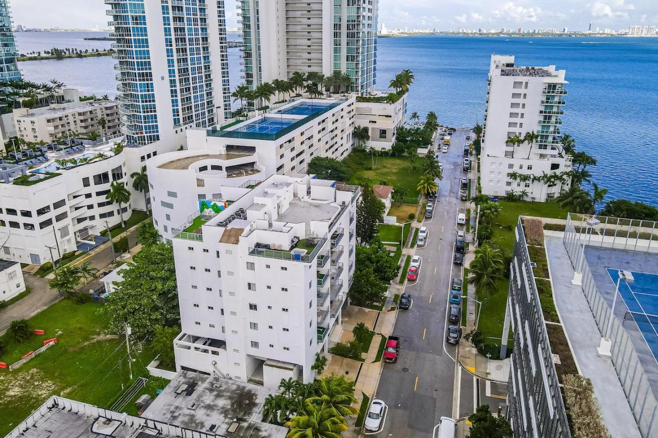 Subtle 2 Bed In Edgewater Near Downtown With Free Parking Apartment Miami Ngoại thất bức ảnh